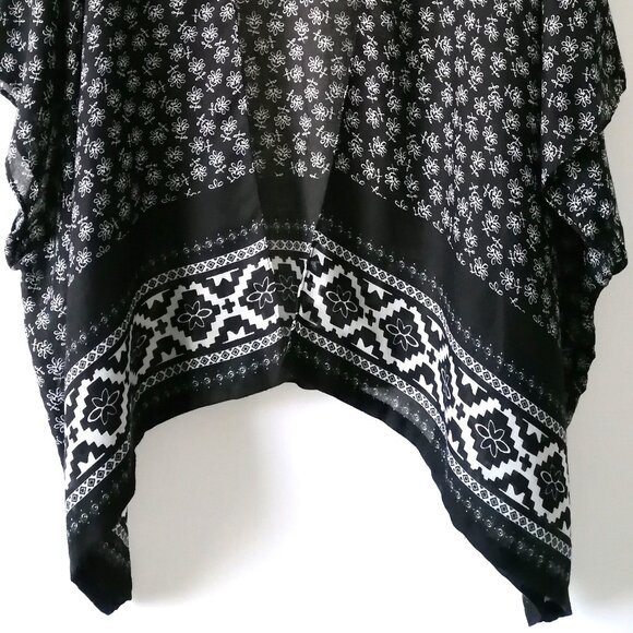 Ann Taylor LOFT Womens Black Shawl Wrap Coverup Bohemian Chic One Size - Picture 3 of 5